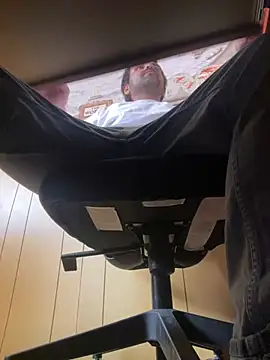 Snapshot of imyogi23 chatting on 28, 12, 2024 imyogi23 online show from 28, 12, 2024