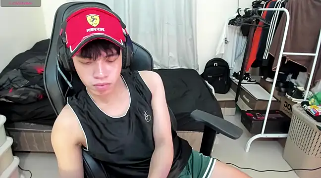 Snapshot of Lightjt04 chatting on 14, 3, 2025 Lightjt04 online show from 14, 3, 2025