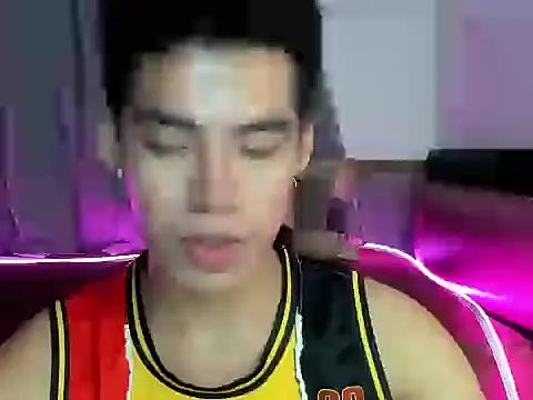 Snapshot of Lightjt04 chatting on 26, 10, 2025 Lightjt04 online show from 26, 10, 2025