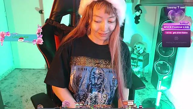 pink-2022 online show from 26, 12, 2024