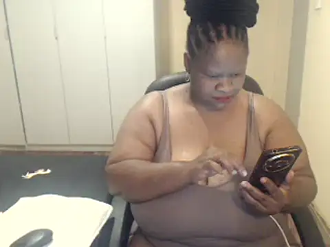 sweetnoziexx online show from 5, 2, 2025