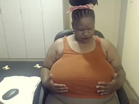 sweetnoziexx online show from 13, 2, 2025