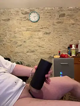 Snapshot of yann2392 chatting on 15, 5, 2026 yann2392 online show from 15, 5, 2026