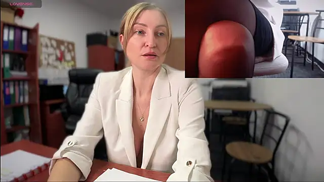 legsLONG online show from 9, 12, 2024