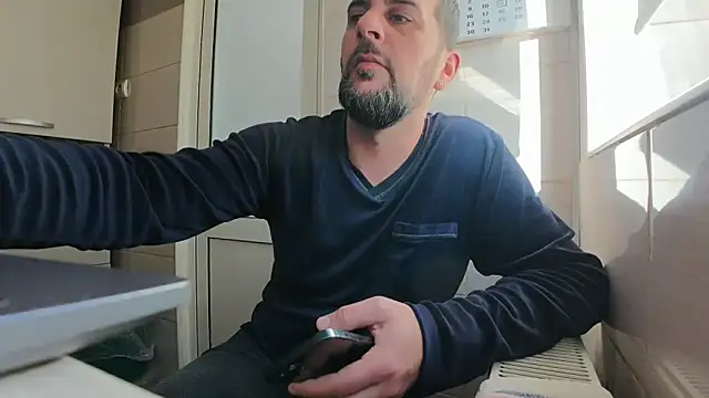 Snapshot of TigerOne19 chatting on 15, 1, 2025 TigerOne19 online show from 15, 1, 2025