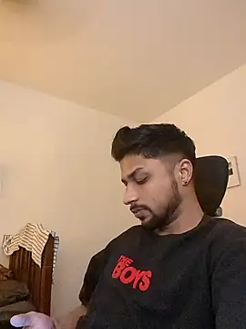  IRRESISTIBLE  online show from 28, 1, 2025