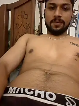  IRRESISTIBLE  online show from 10, 9, 2025