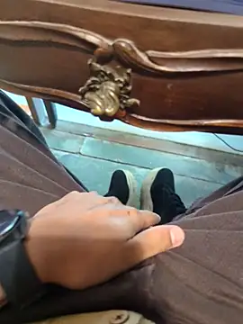  IRRESISTIBLE  online show from 19, 4, 2026