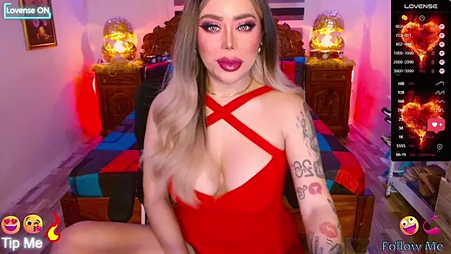Snapshot of Magnificent_Goddess chatting on 5, 10, 2025 Magnificent Goddess online show from 5, 10, 2025