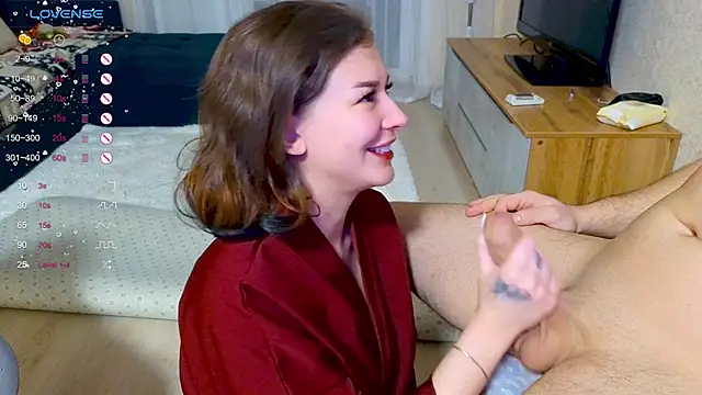 Snapshot of Love_plat1na chatting on 15, 1, 2025 Love plat1na online show from 15, 1, 2025