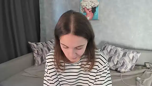 Snapshot of KristinaLoison chatting on 17, 2, 2026 KristinaLoison online show from 17, 2, 2026