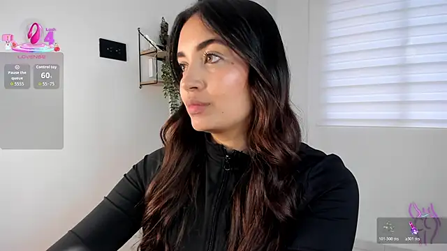 aisha es online show from 25, 5, 2026