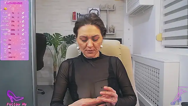 EllaMilf  online show from 22, 2, 2025