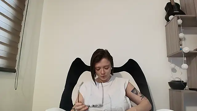 Arya starrk online show from 5, 3, 2026