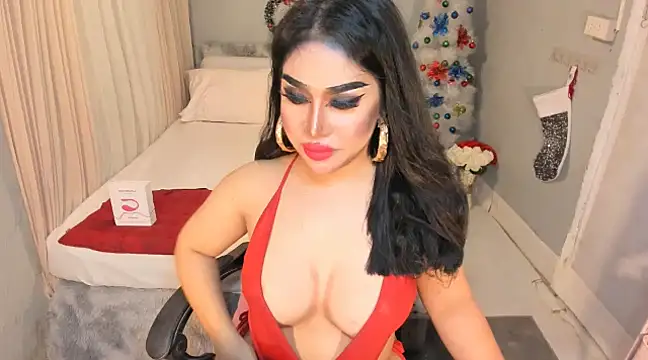 Snapshot of RavennaMiller chatting on 23, 12, 2024 RavennaMiller online show from 23, 12, 2024