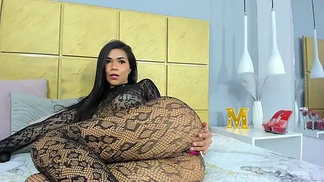 Snapshot of MauraGray chatting on 23, 1, 2025 MauraGray online show from 23, 1, 2025