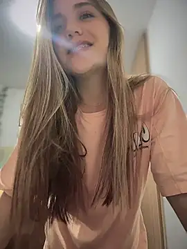 Snapshot of ShelbyHagen chatting on 14, 11, 2025 ShelbyHagen online show from 14, 11, 2025