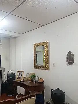 kelly dirty  online show from 30, 5, 2026