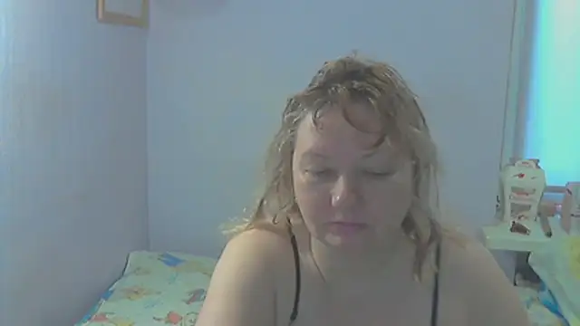 Snapshot of Lusi-777 chatting on 2, 4, 2026 Lusi-777 online show from 2, 4, 2026