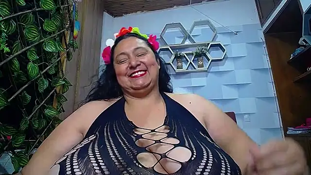 Snapshot of TistMature chatting on 24, 9, 2025 TistMature online show from 24, 9, 2025