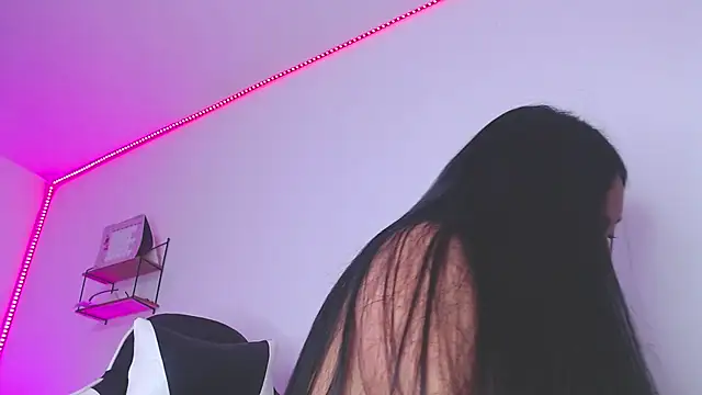 Snapshot of sweeet_amy chatting on 15, 12, 2025 sweeet amy online show from 15, 12, 2025