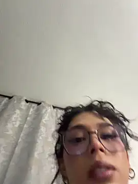 Samantha Bernardo online show from 30, 5, 2026