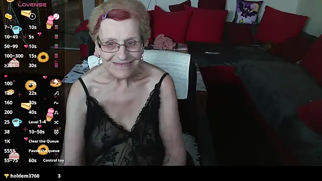 HeisseomaOriginal online show from 3, 1, 2025