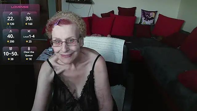 HeisseomaOriginal online show from 8, 1, 2025