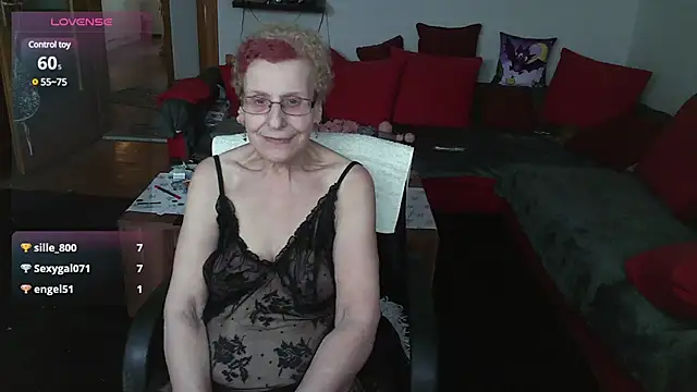 HeisseomaOriginal online show from 9, 1, 2025