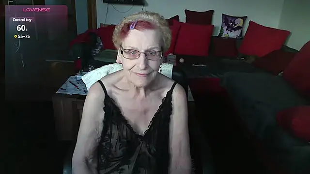 HeisseomaOriginal online show from 14, 1, 2025
