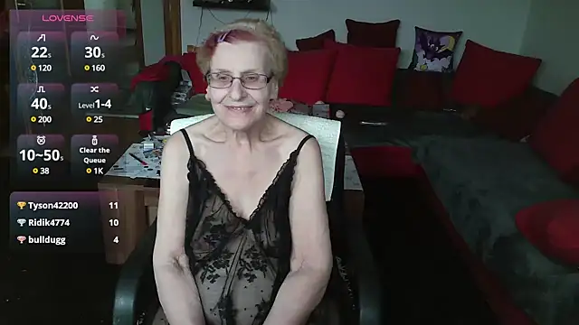 HeisseomaOriginal online show from 14, 1, 2025