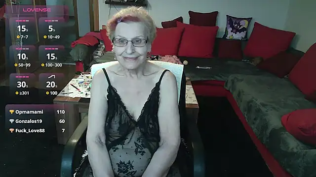 HeisseomaOriginal online show from 17, 1, 2025