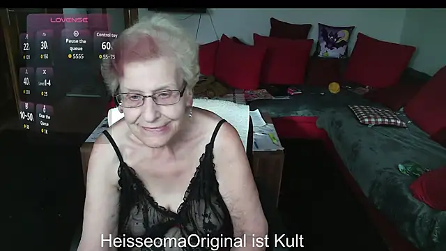 HeisseomaOriginal online show from 10, 9, 2025