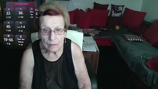 HeisseomaOriginal online show from 23, 10, 2025