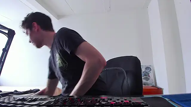 Headhunterdz online show from 1, 3, 2026