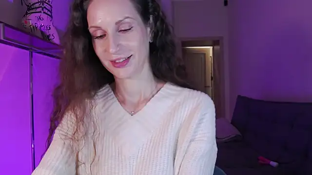 Mila Anders online show from 5, 10, 2025