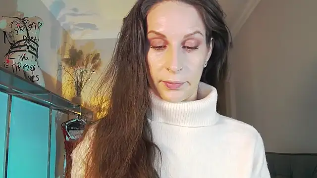 Mila Anders online show from 8, 10, 2025