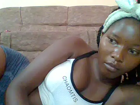 Snapshot of sexyjanett chatting on 17, 3, 2025 sexyjanett online show from 17, 3, 2025