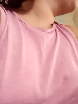 Snapshot of ValeriaSantos- chatting on 5, 2, 2025 ValeriaSantos- online show from 5, 2, 2025