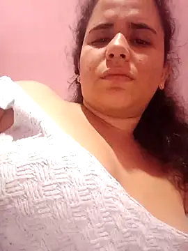 Snapshot of ValeriaSantos- chatting on 9, 3, 2025 ValeriaSantos- online show from 9, 3, 2025