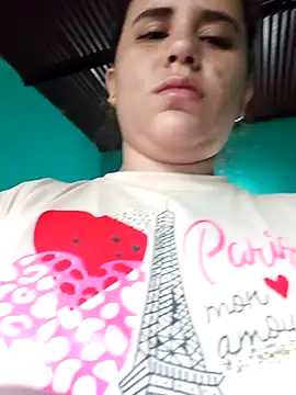 Snapshot of ValeriaSantos- chatting on 11, 9, 2025 ValeriaSantos- online show from 11, 9, 2025