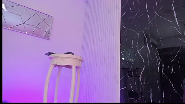 Snapshot of Sophia_Cameron chatting on 30, 11, 2025 Sophia Cameron online show from 30, 11, 2025