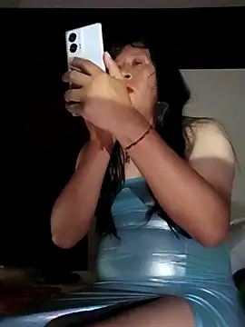 karlaalva online show from 27, 10, 2025