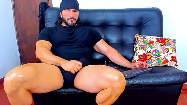 Snapshot of AlfredWalker chatting on 5, 2, 2025 AlfredWalker online show from 5, 2, 2025