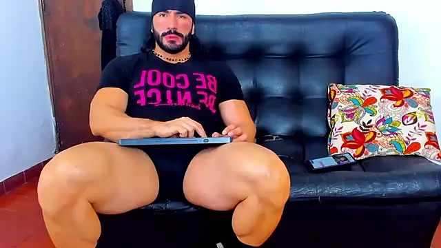 Snapshot of AlfredWalker chatting on 19, 2, 2025 AlfredWalker online show from 19, 2, 2025