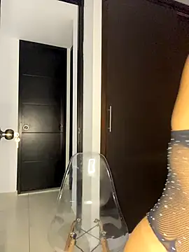 Snapshot of NatashaCruz- chatting on 26, 11, 2025 NatashaCruz- online show from 26, 11, 2025