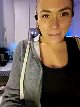 Snapshot of Ellie-L-Elizabeth chatting on 9, 1, 2025 Ellie-L-Elizabeth online show from 9, 1, 2025