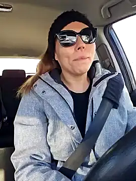 Snapshot of Ellie-L-Elizabeth chatting on 4, 2, 2025 Ellie-L-Elizabeth online show from 4, 2, 2025