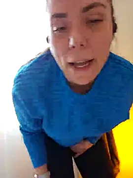 Snapshot of Ellie-L-Elizabeth chatting on 27, 2, 2025 Ellie-L-Elizabeth online show from 27, 2, 2025