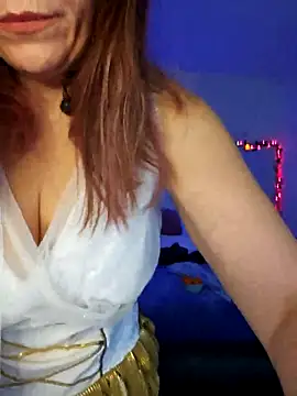 Snapshot of Ellie-L-Elizabeth chatting on 2, 11, 2025 Ellie-L-Elizabeth online show from 2, 11, 2025